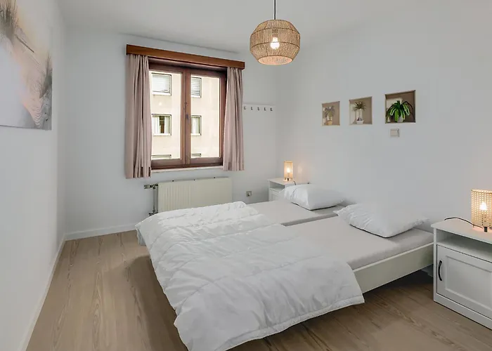 Stephanie 0401 G39 *